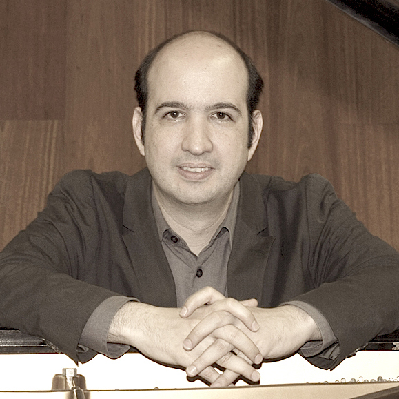 Foto de perfil del experto: Andrés Gómez Bravo